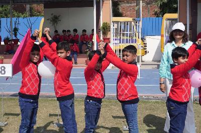 Best School In Varuna