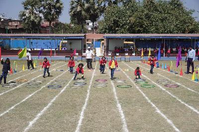 Best School In Varuna