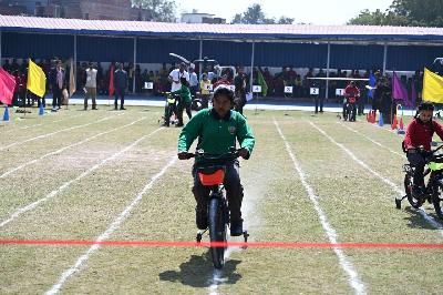 Best School In Varuna