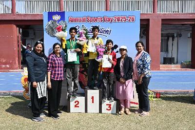 Best School In Varuna