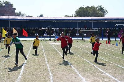 Best School In Varuna