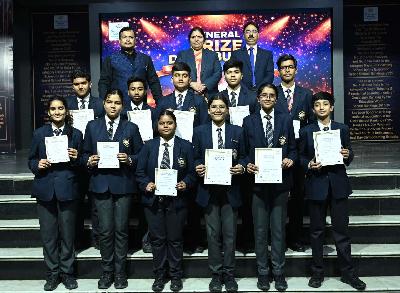 Best School In Varuna