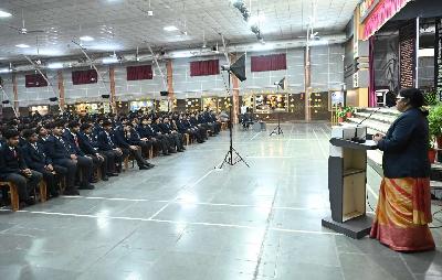 Best School In Varuna