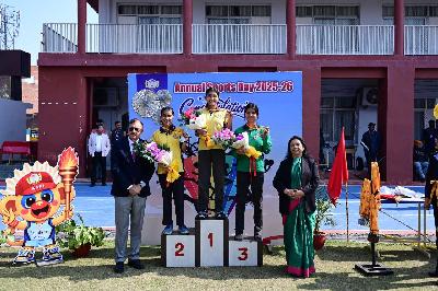 Best School In Varuna