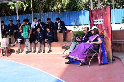Best School In Varuna