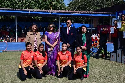Best School In Varuna