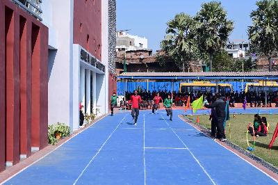 Best School In Varuna