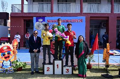 Best School In Varuna