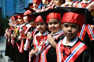 Best School In Varuna