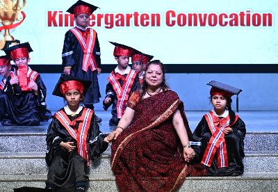 Best School In Varuna