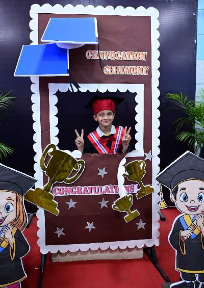 Best School In Varuna