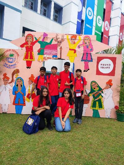 Best School In Varuna