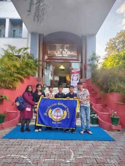 Best School In Varuna