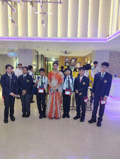 Best School In Varuna