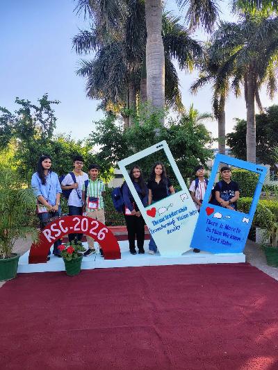 Best School In Varuna