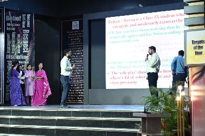 Best School In Varuna
