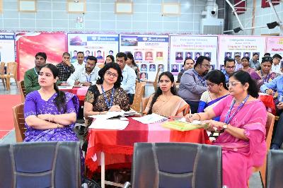 Best School In Varuna