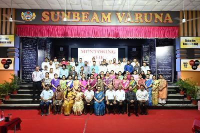 Best School In Varuna