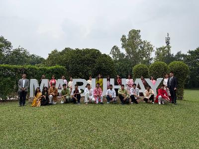 Best School In Varuna