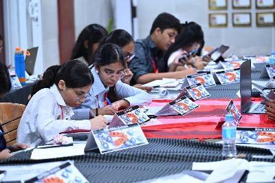 Best School In Varuna