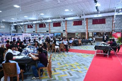 Best School In Varuna
