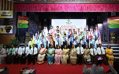 Best School In Varuna