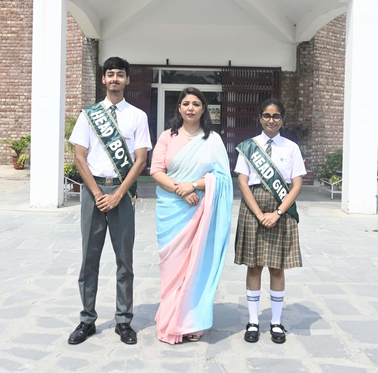 Rainbow  International School