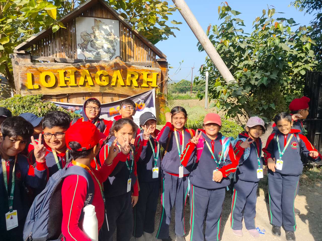 Rainbow  International School