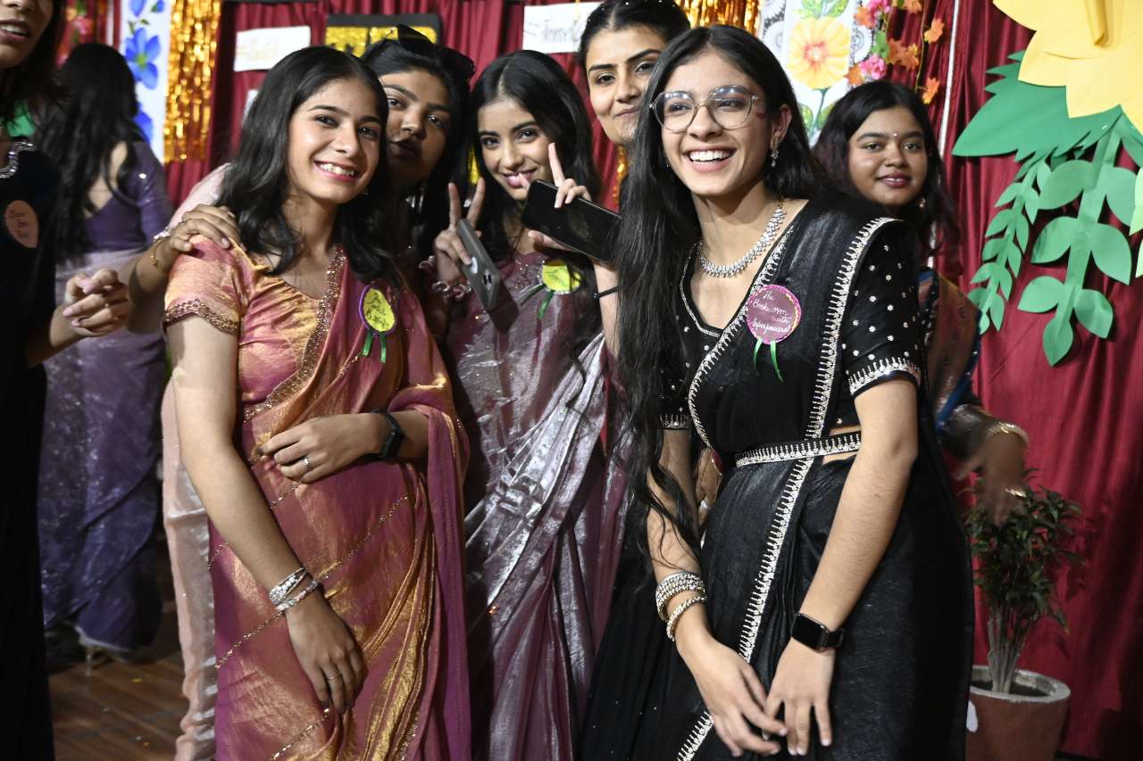 Rainbow  International School