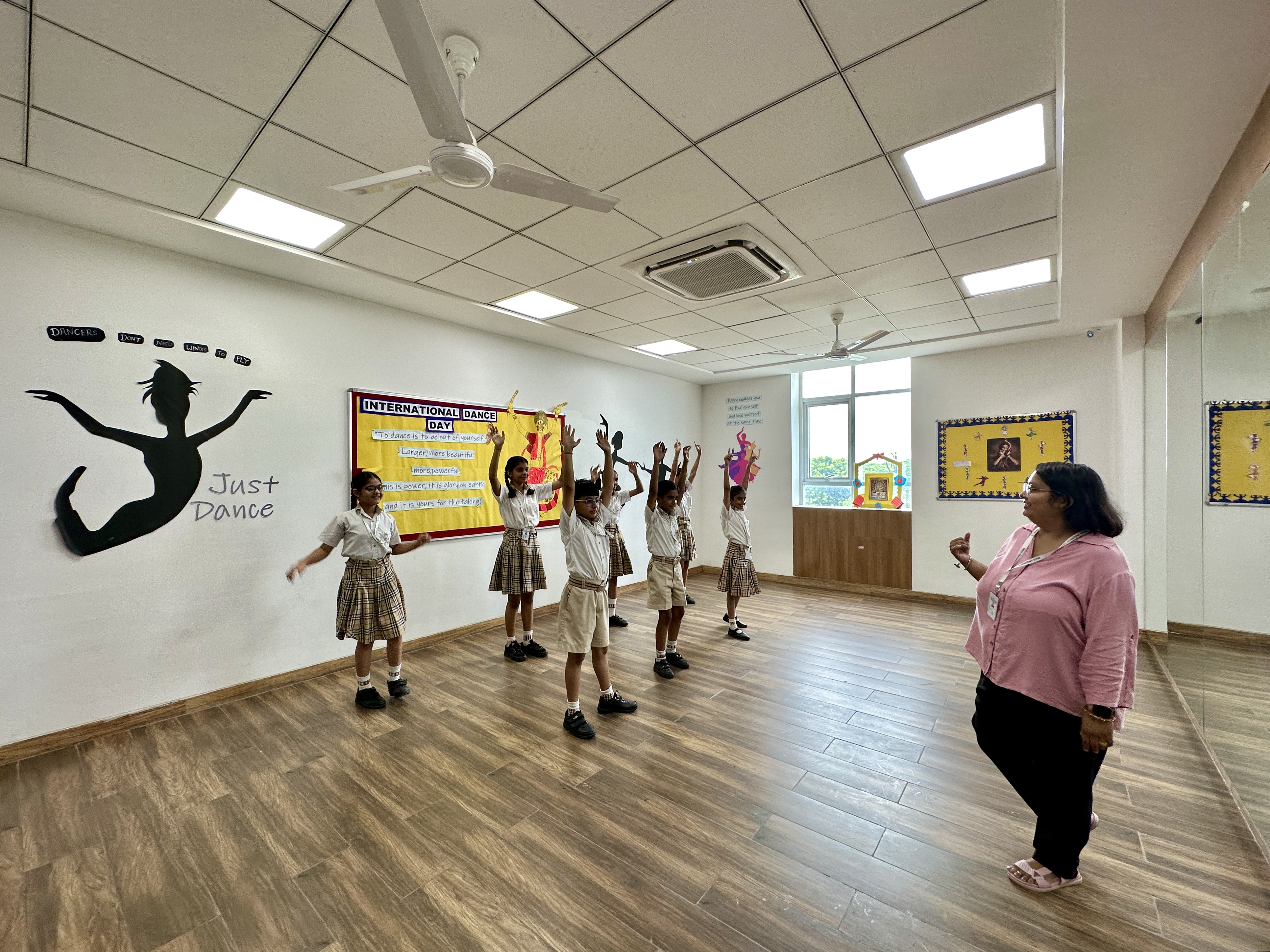 Best School in Yamuna Expressway