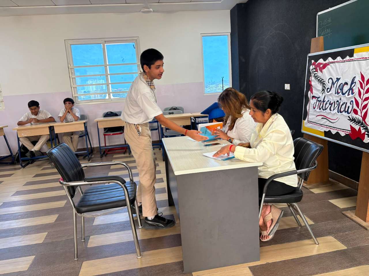 Best School in Yamuna Expressway