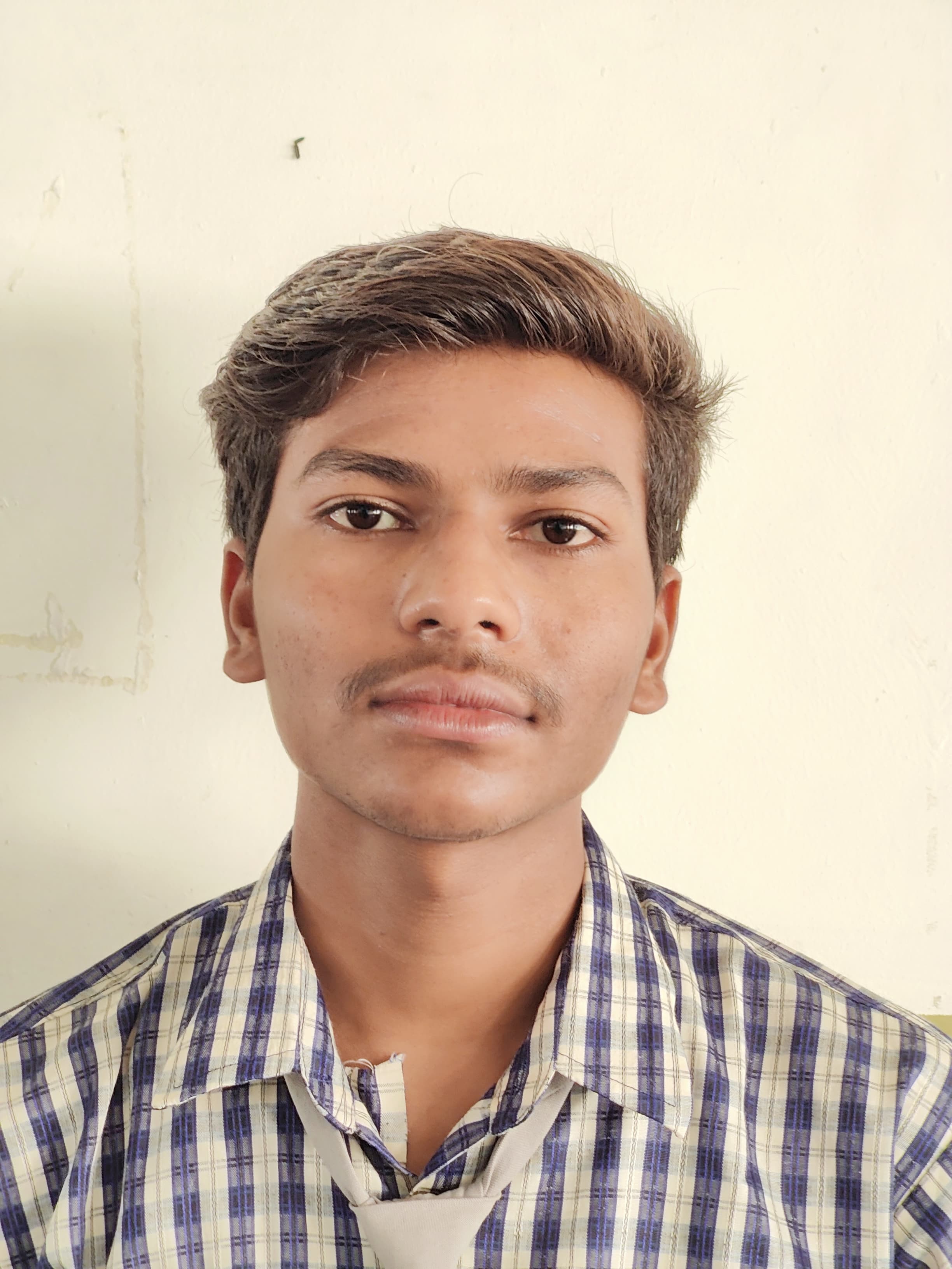 Kanha Makhan Public School, Mathura