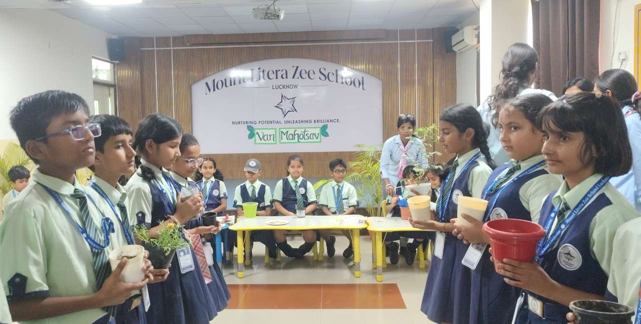 CBSE School Lucknow, School Lucknow,