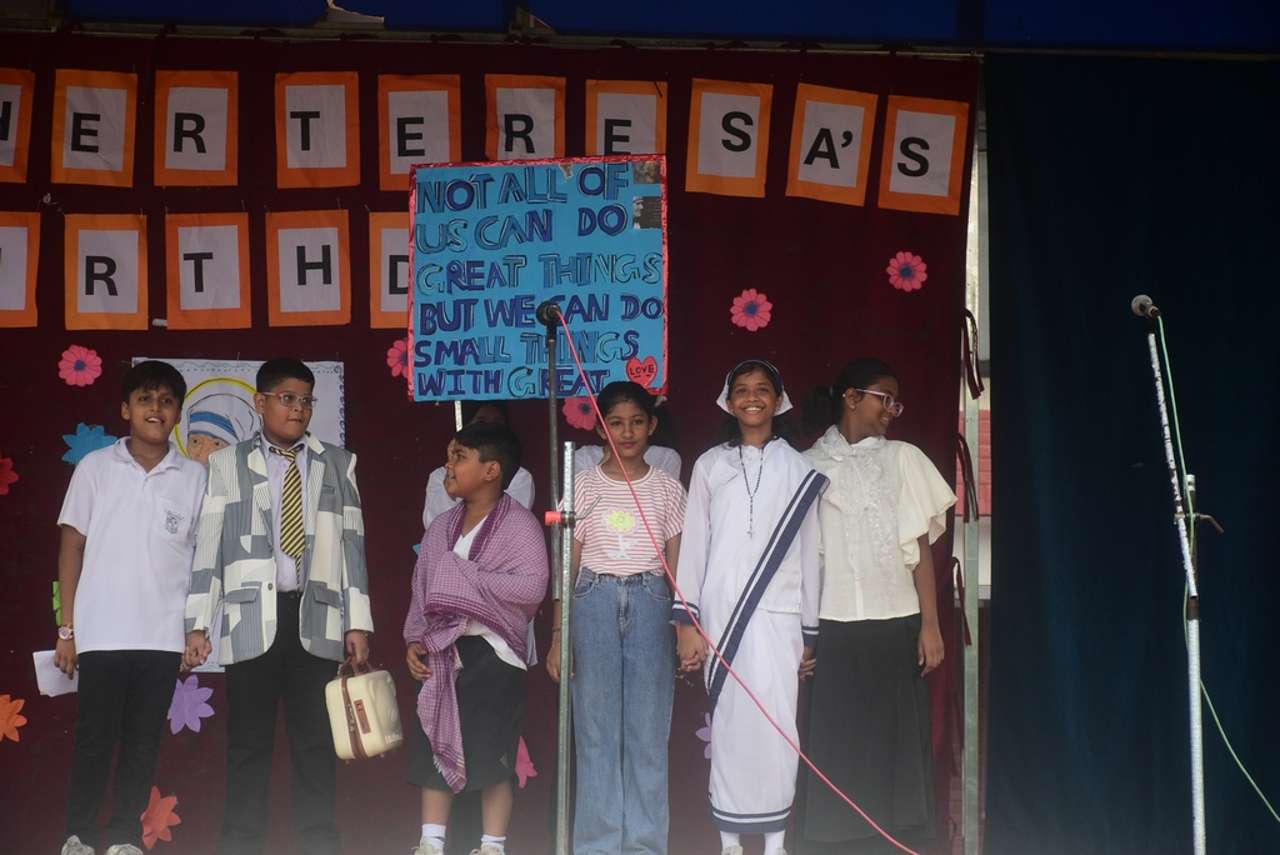 Mother Teresa Birthday (Middle)
