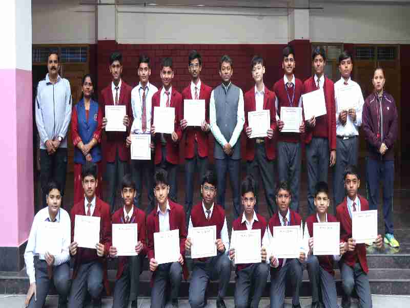 Sports Certificate Distribution (Middle Section)