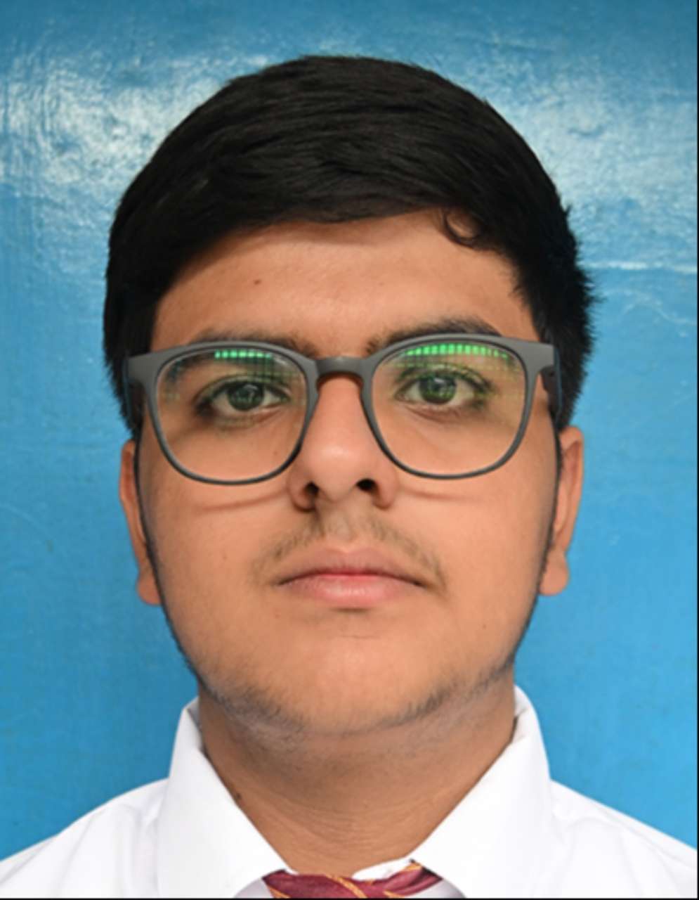 student-img