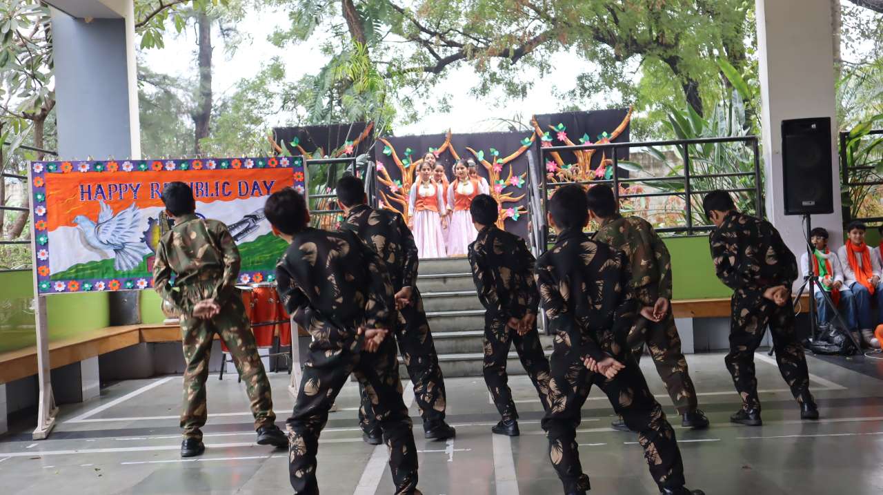 Top Girls School in Namkum
