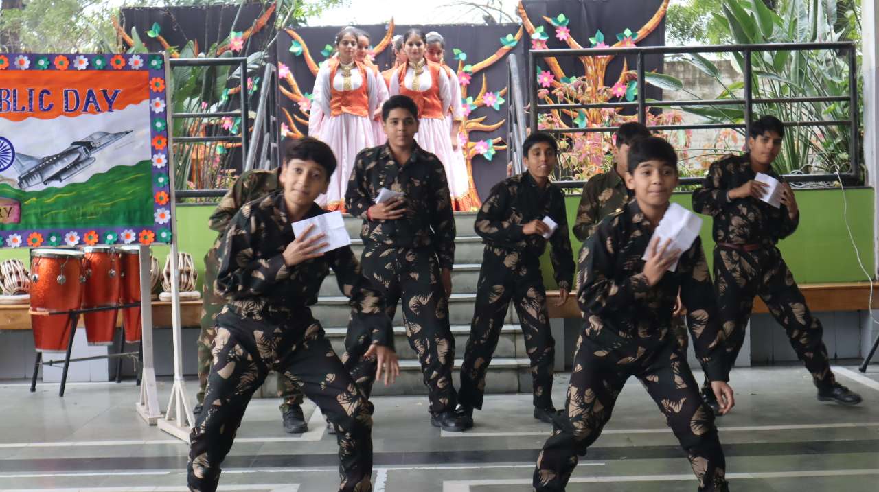 Top Girls School in Namkum