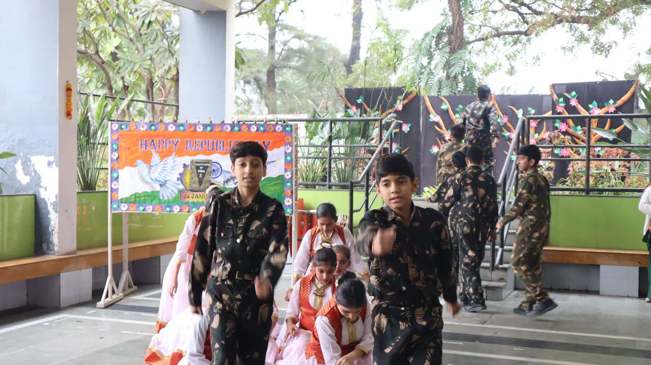 Top Girls School in Namkum