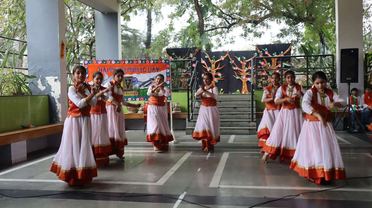 Top Girls School in Namkum
