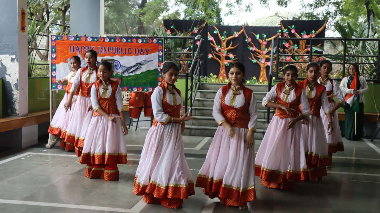 Top Girls School in Namkum