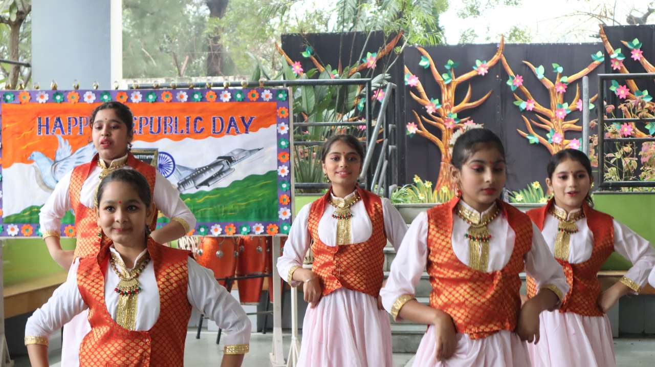 Top Girls School in Namkum