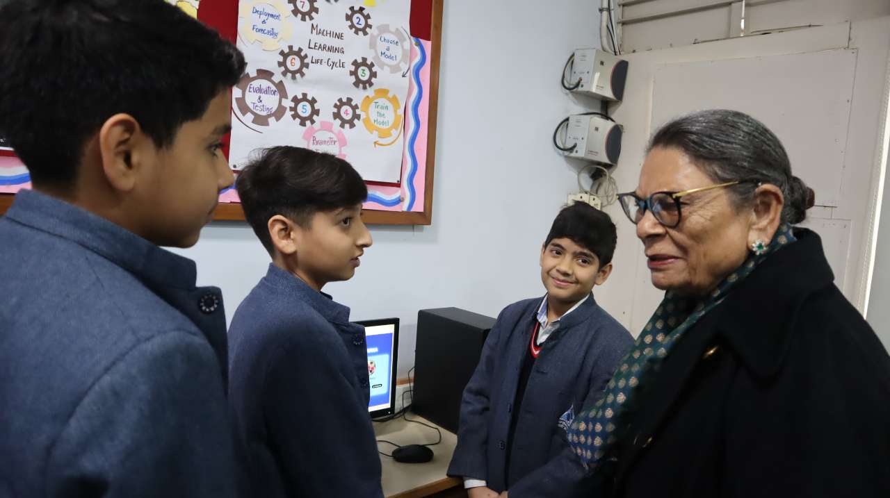 Top Girls School in Namkum