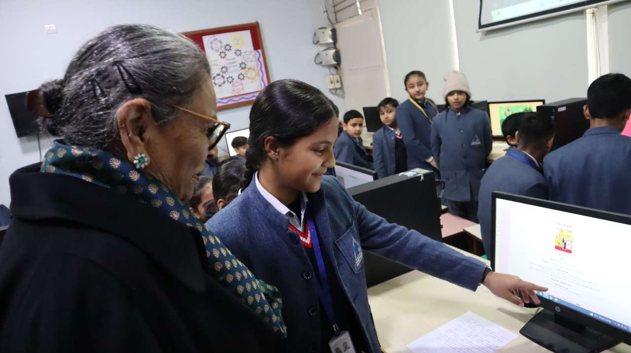 Top Girls School in Namkum