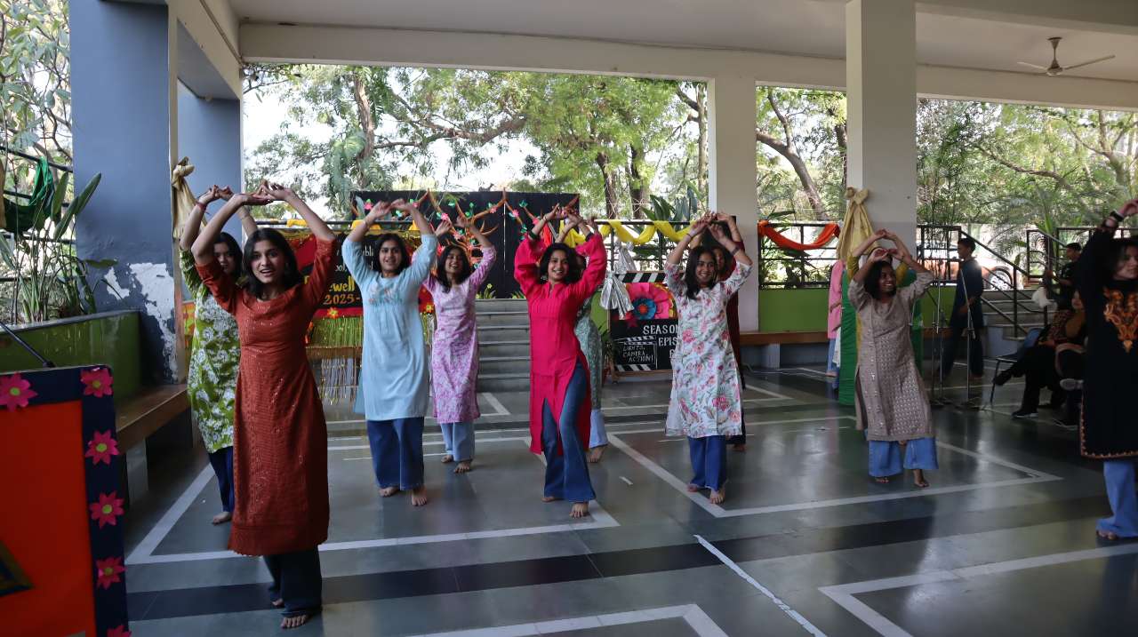 Top Girls School in Namkum