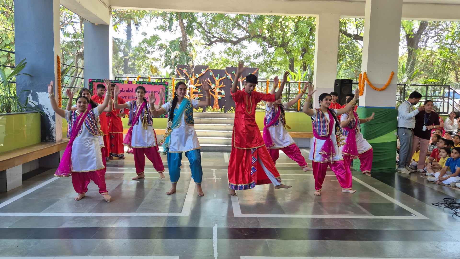 Top Girls School in Namkum