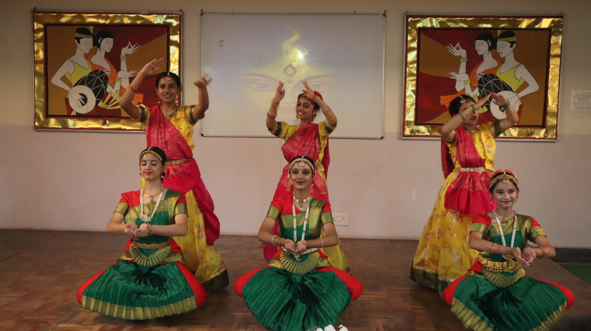Top Girls School in Namkum