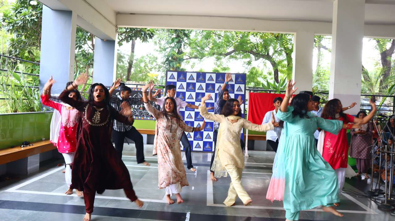 Top Girls School in Namkum
