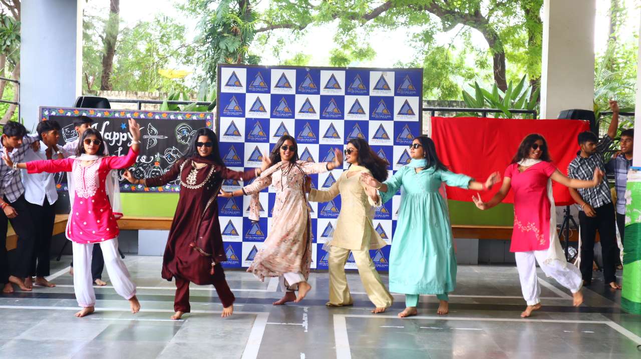 Top Girls School in Namkum