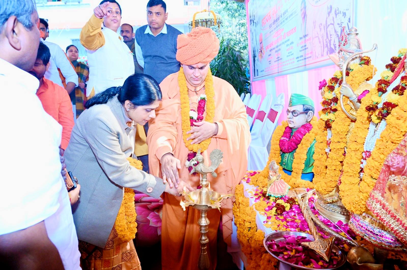 Tribute to Netaji Subhash Chandra Bose on His 129th Birth Anniversary